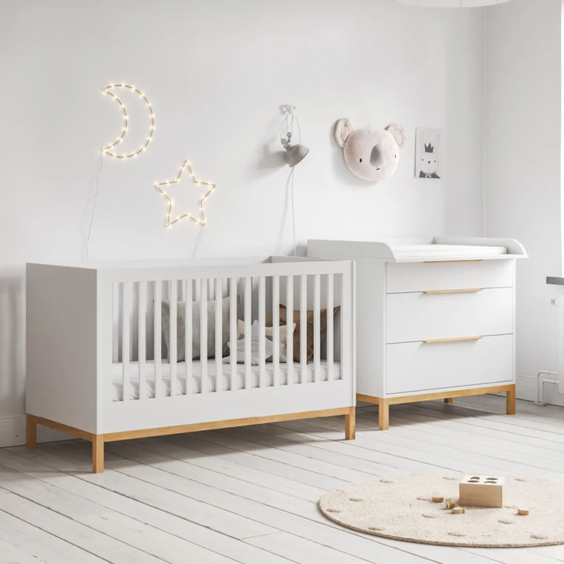 BLADVERGROTER VOOR COMMODE u00abSOIEu00bb | WIT