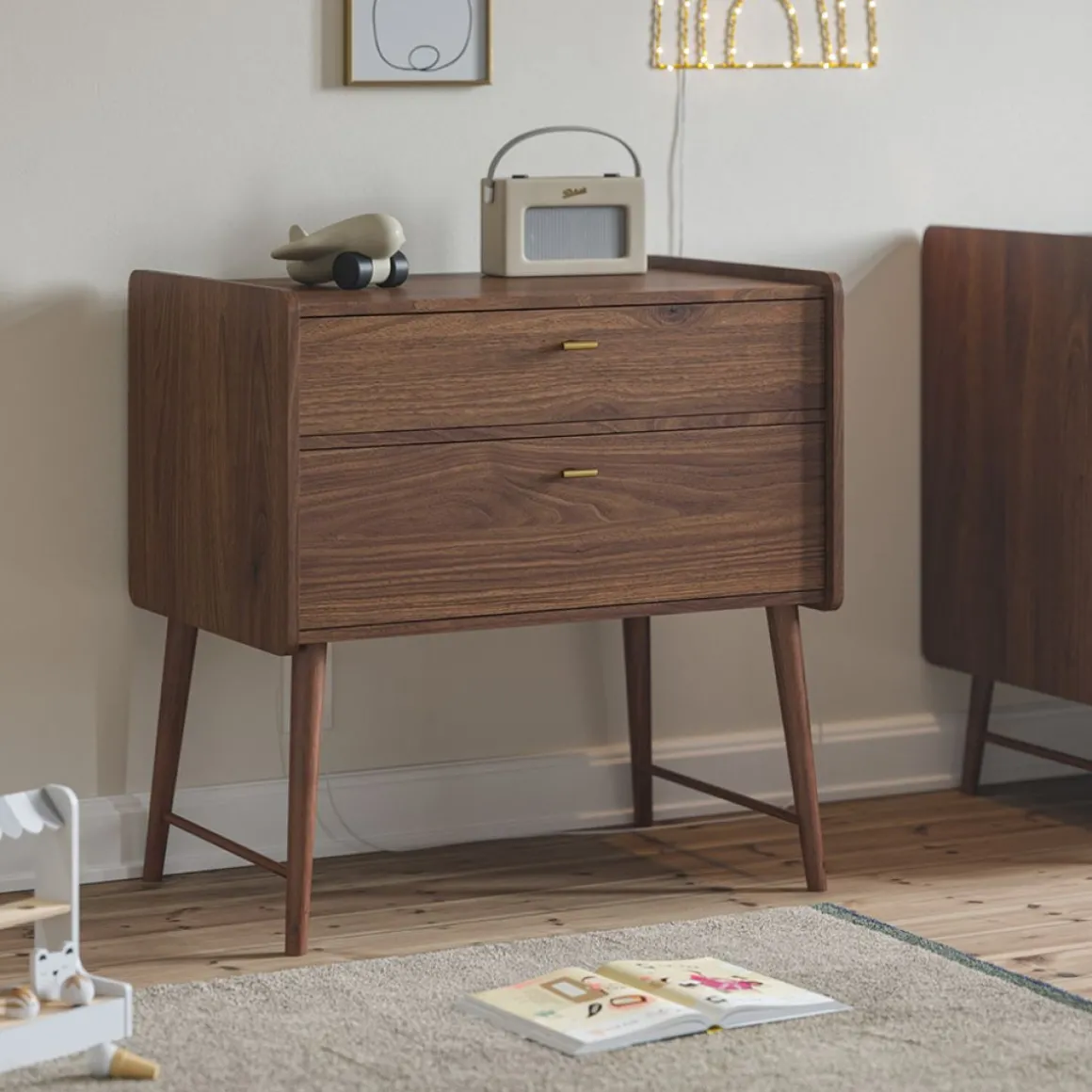 COMMODE VOOR BABY u00abROSEAUu00bb | WALNOOT