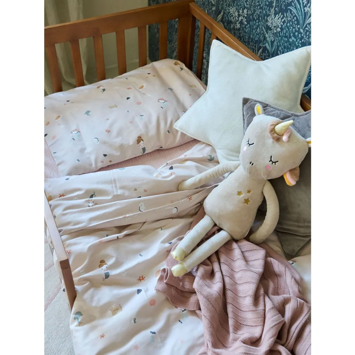 DEKBEDOVERTREKSET 120x150 CM u00abMERMAIDSu00bb | LICHT OUDROZE