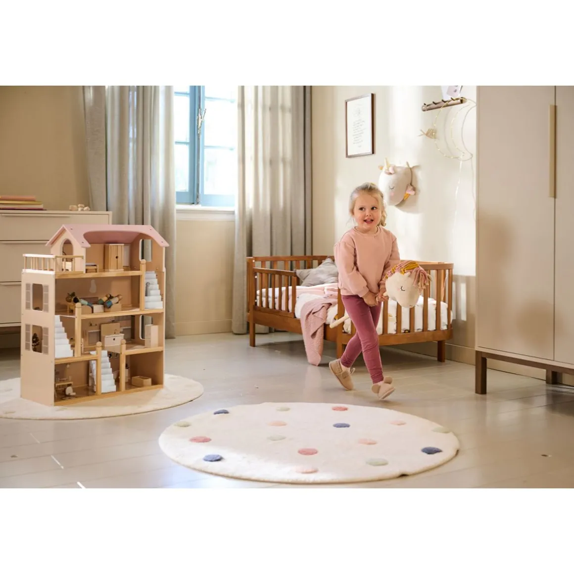 GROOT HOUTEN POPPENHUIS | INCL. POPPENMEUBELS | u00abLA LYONAISEu00bb | 80CM