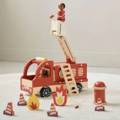 HOUTEN BRANDWEERAUTO u00abPOMPIERu00bb INCL. ACCESSOIRES | ROOD