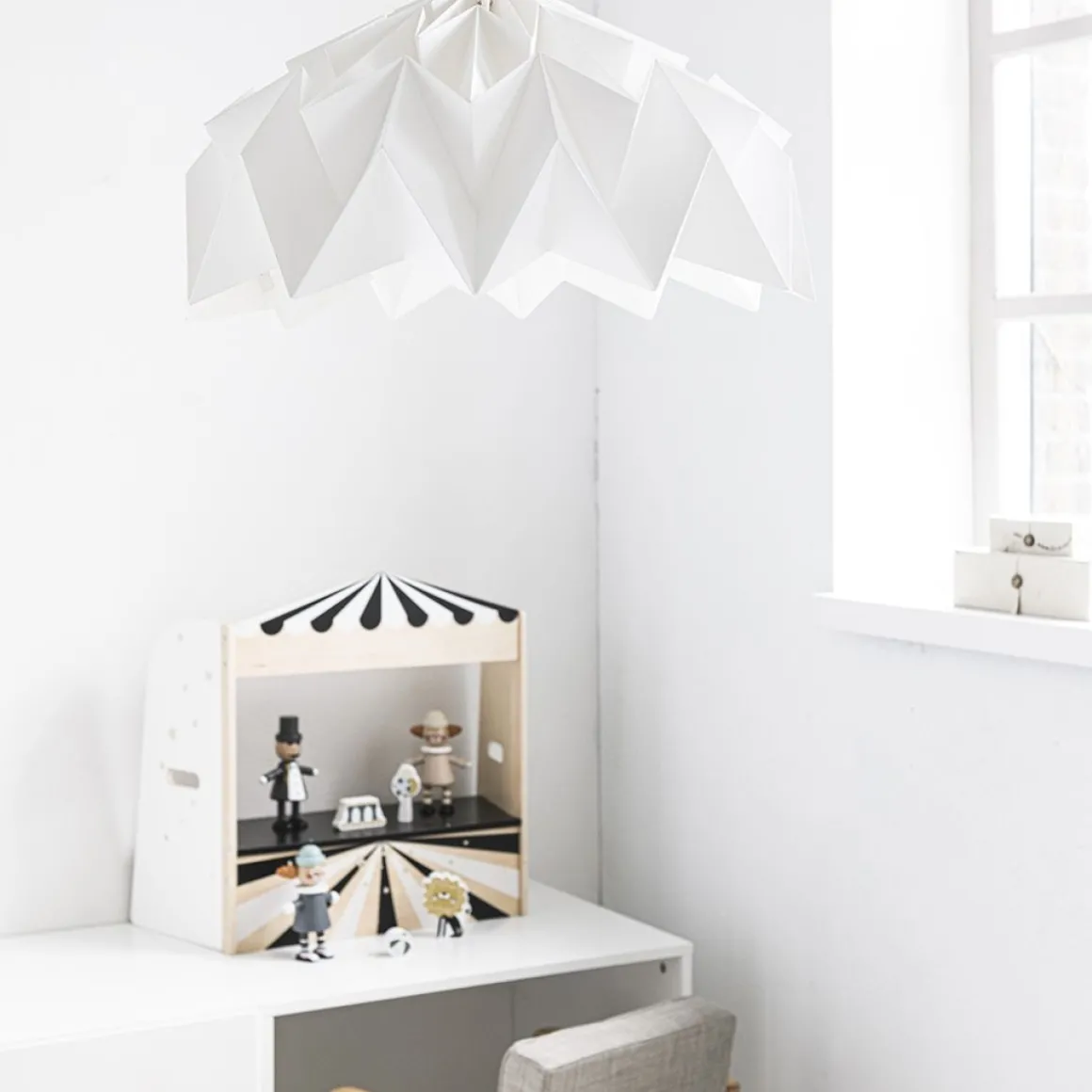 Houten Poppenkast Theater | u00abThu00e9u00e2tre du Soleilu00bb | incl. 7 accessoires
