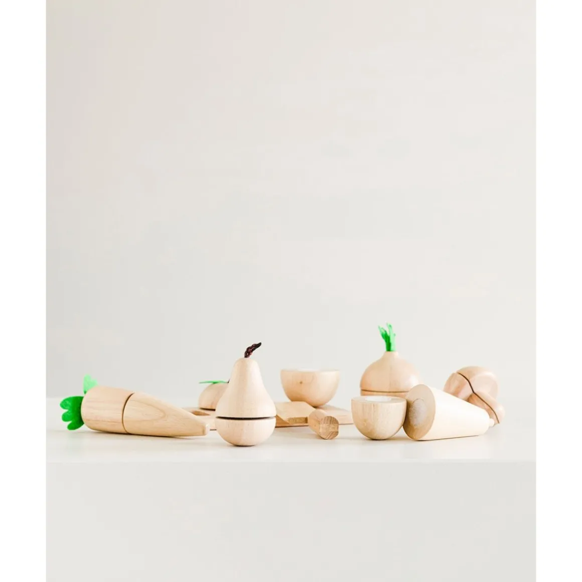 Houten set met groente en fruit (incl. snijplank en mes)