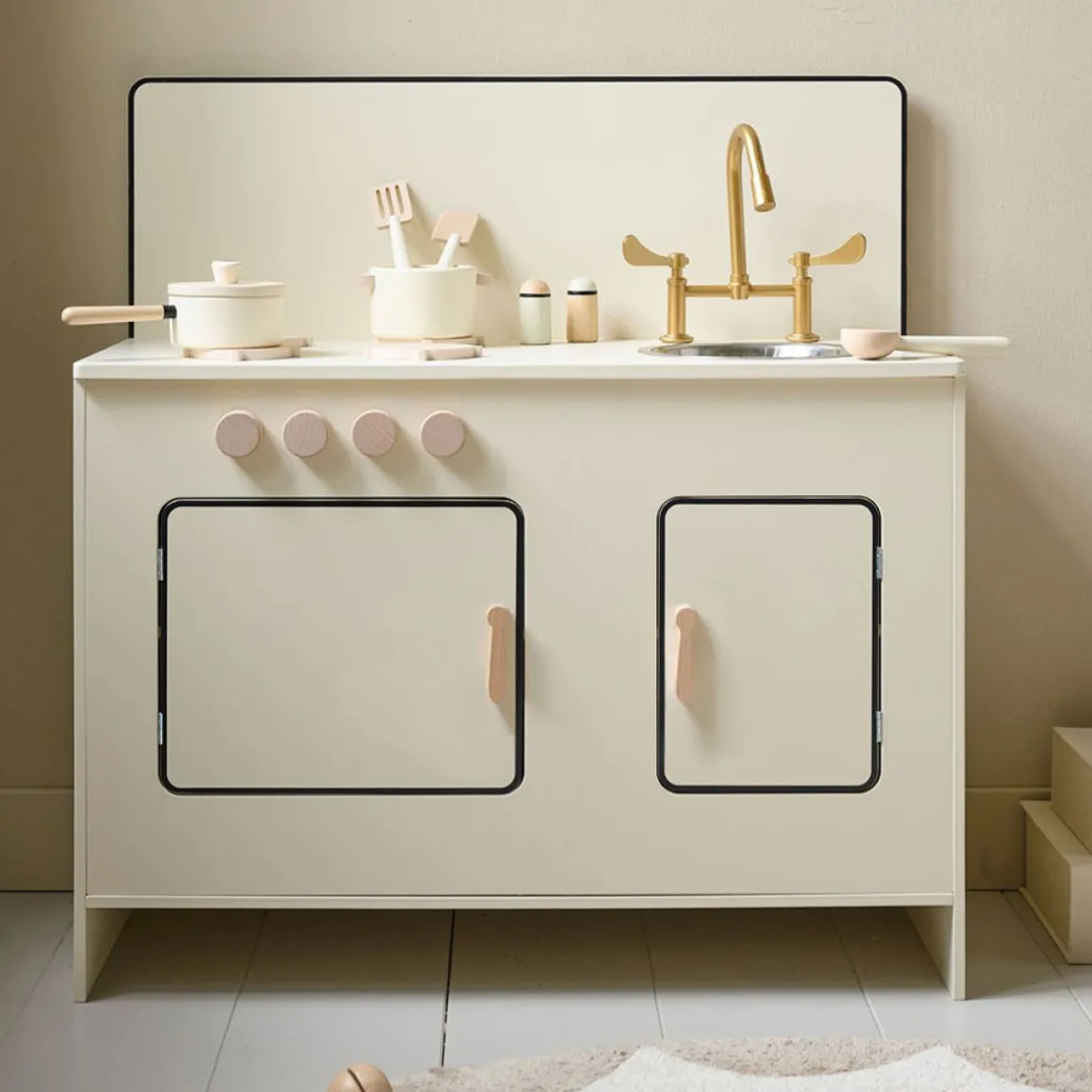 HOUTEN SPEELKEUKEN u00abBERGAMOTEu00bb | INCL. 7 ACCESSOIRES | BEIGE