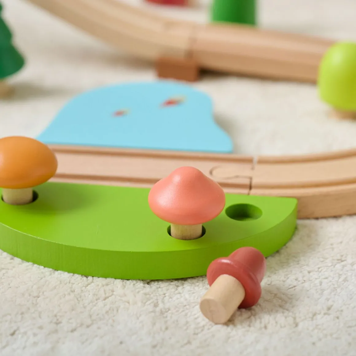 HOUTEN TREINSET u00abFORu00caTu00bb | 62-DELIGE SET | MEERKLEURIG