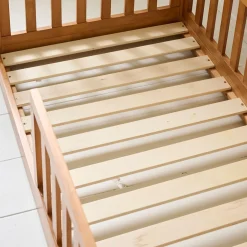 MONTESSORI VLOERBED u00abNIDu00bb | 70 X 140 CM | WALNOOT