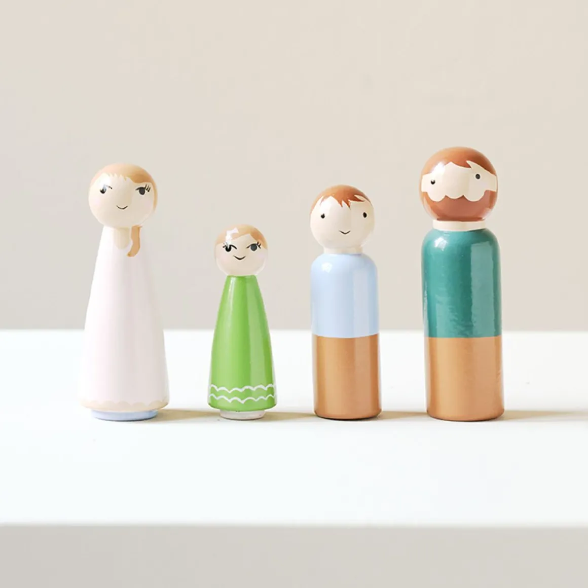 POPPEN VOOR POPPENHUIS | u00abMa Petite Famille Amarantheu00bb