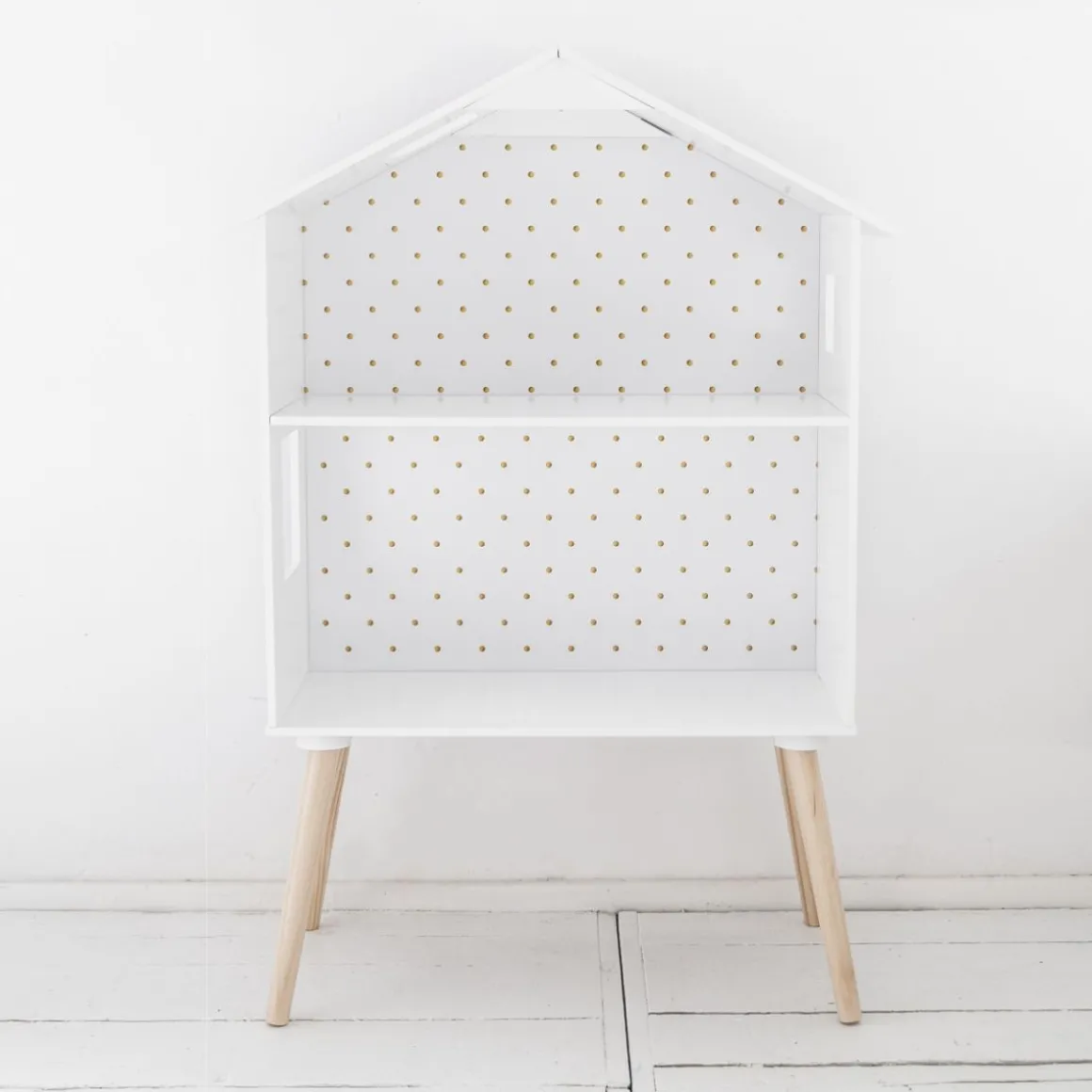 Poppenhuis / wandrek uit hout voor kinderkamer (excl. accessoires)