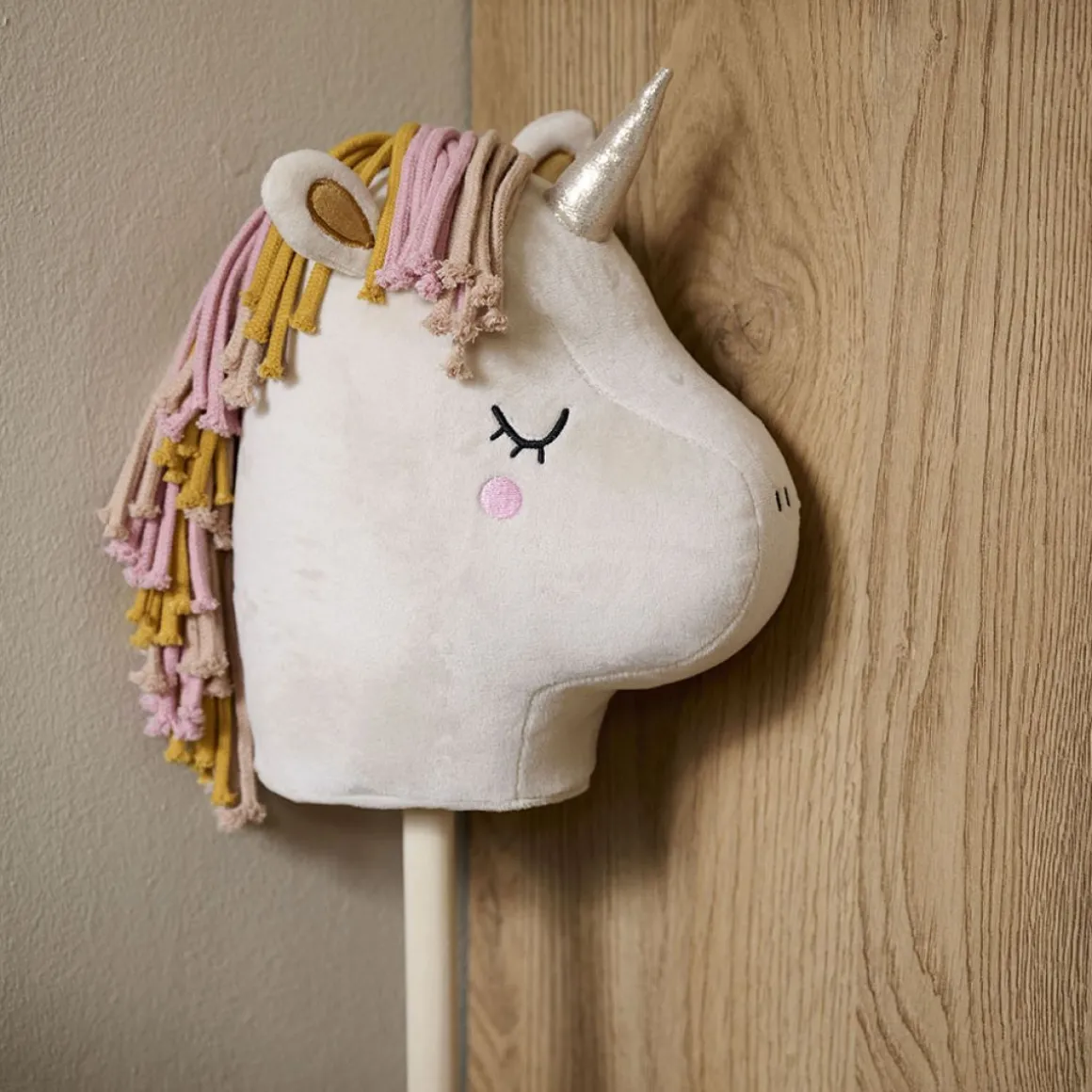UNICORN STOKPAARD u00abLARAu00bb