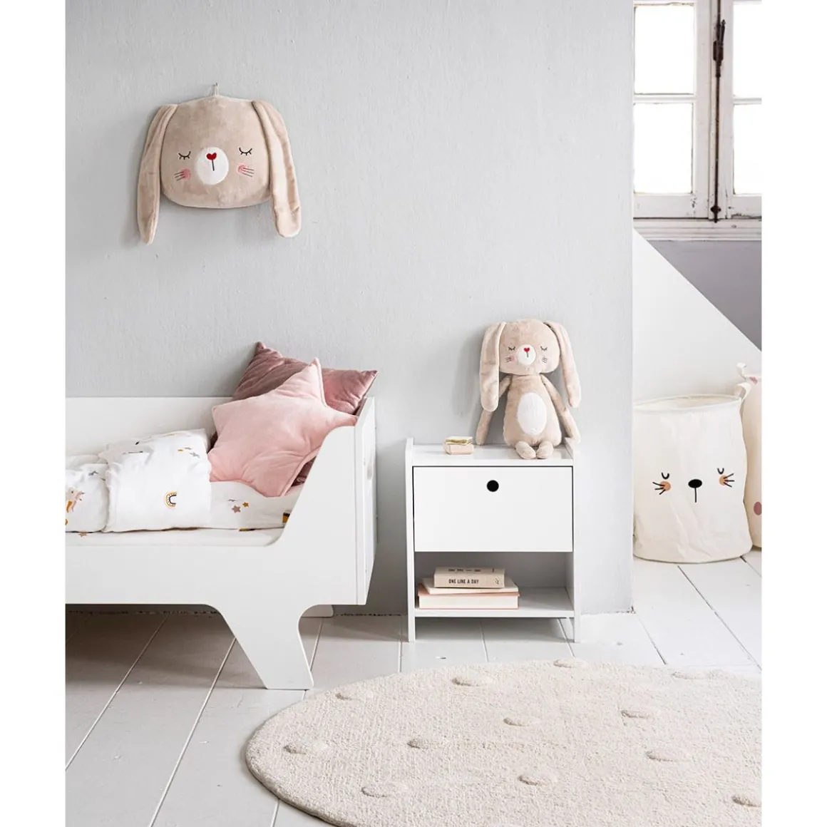 WASBAAR KINDERVLOERKLEED | ROND u00d8110 CM | NATUREL MET STIPPEN